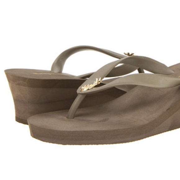 tommy bahama wedge flip flops